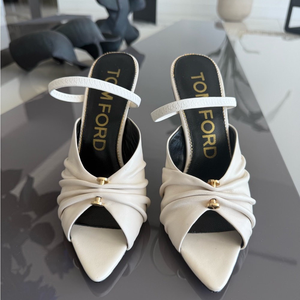 Vintage Tom Ford Women's White Leather Heels Size 38 Used Ones